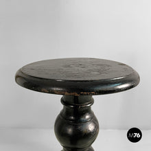 Load image into Gallery viewer, Pedestals in black wood, 1930s