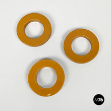 画像をギャラリービューアに読み込む, Light brown rings for the perpetual wall calendar by Ring A Date, 2020s