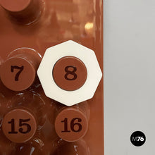 将图片加载到图库查看器,Wall perpetual calendar Moka Mousse by Giorgio Della Beffa for Ring A Date, 2025