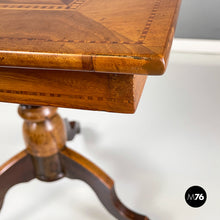 画像をギャラリービューアに読み込む, Wooden game table with chessboard, early 1900s