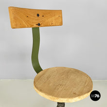 画像をギャラリービューアに読み込む, Industrial stools with height-adjustable seat by Necchi, 1920s