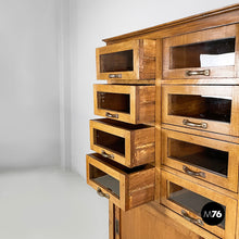 将图片加载到图库查看器,Sideboard with drawers in wood and glass, 1940s