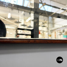 将图片加载到图库查看器,Geometric wall mirror in brass and wood, 1950s