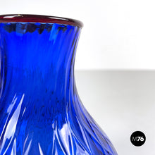 画像をギャラリービューアに読み込む, Red and blue Murano glass vase by Venini, 1990s