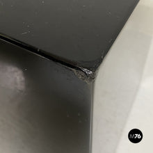 画像をギャラリービューアに読み込む, Coffee tables in black lacquered wood, 1990s