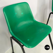 画像をギャラリービューアに読み込む, Stackable chairs in green plastic and black metal, 2000s