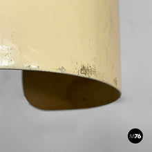 将图片加载到图库查看器,Wall lamp in metal and brass, 1950s