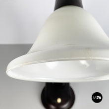 将图片加载到图库查看器,Table lamp in opaline glass and bakelite, 1940s