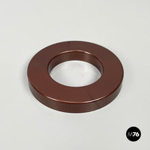 将图片加载到图库查看器,Brown rings for the perpetual wall calendar by Ring A Date, 2020s