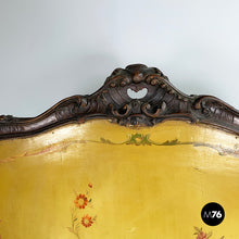 画像をギャラリービューアに読み込む, Fire screen in crafted wood with floral decorations, 1940s