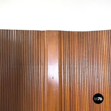 Load image into Gallery viewer, Self-supporting wooden screen by Baumann, 1950s