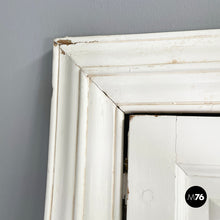 画像をギャラリービューアに読み込む, Double swing door entirely in white wood, early 1900s