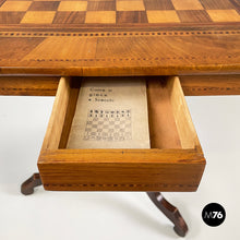 画像をギャラリービューアに読み込む, Wooden game table with chessboard, early 1900s