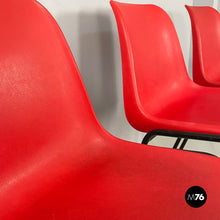 画像をギャラリービューアに読み込む, Stackable chairs in red plastic and black metal, 2000