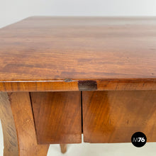 画像をギャラリービューアに読み込む, Desk with drawer in wood, 1700s