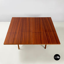 画像をギャラリービューアに読み込む, Coffee table with extendable top in wood, 1960s