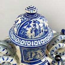 Charger l'image dans la galerie, Vase with lid in blue and white majolica, 1715