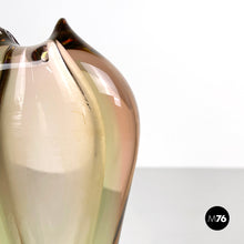 画像をギャラリービューアに読み込む, Green and pink Murano glass vase, 1970s