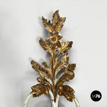 Load image into Gallery viewer, Gilded wood wall lamp, 1700s
