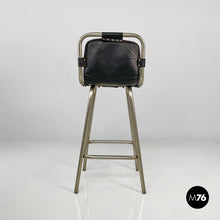 将图片加载到图库查看器,Stools in metal and black leather, 1970s