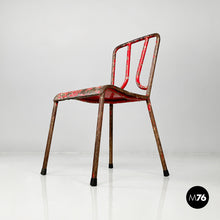 画像をギャラリービューアに読み込む, Red metal chairs, 1940s