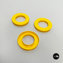 Charger l'image dans la galerie, Yellow rings for the perpetual wall calendar by Ring A Date, 2020s