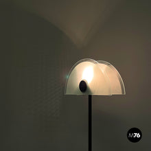画像をギャラリービューアに読み込む, Floor lamp in glass and black metal, 1980s
