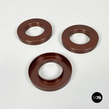 将图片加载到图库查看器,Brown rings for the perpetual wall calendar by Ring A Date, 2020s