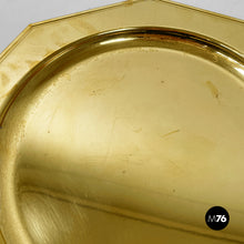 Load image into Gallery viewer, Service plates, centerpieces or trays in brass, 1970s