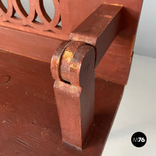 画像をギャラリービューアに読み込む, Bench in red wood, 1930s