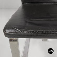 画像をギャラリービューアに読み込む, Chair in black leather and steel, 1980s