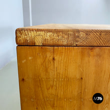 画像をギャラリービューアに読み込む, Console table in wood, 1970s