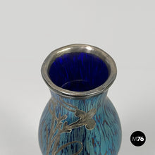 画像をギャラリービューアに読み込む, Vase in blue glass and silver-plate, 1930s