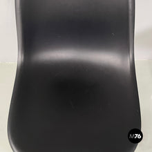 将图片加载到图库查看器,Chairs by Charles and Ray Eames for Vitra, 2017