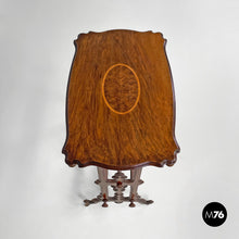 将图片加载到图库查看器,Wooden coffee table with casters, 1800s