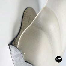 将图片加载到图库查看器,Shell-shaped wall lamps in glass and metal, 1930s