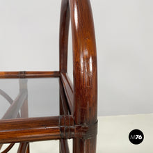画像をギャラリービューアに読み込む, Double-shelf coffee table in smoked glass and dark bamboo, 1960s