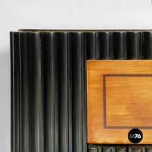 将图片加载到图库查看器,Console in wood, 1930s