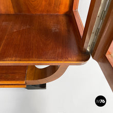 画像をギャラリービューアに読み込む, Display cabinet in wood and glass, 1930s