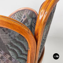 将图片加载到图库查看器,Chair in wood and patterned fabric, 1930s