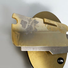 画像をギャラリービューアに読み込む, Wall sculpture in brass and metal by Edmondo Cirillo, 1979
