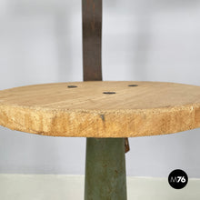 画像をギャラリービューアに読み込む, Industrial stools with height-adjustable seat by Necchi, 1920s