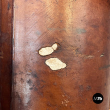 Charger l'image dans la galerie, Party set with leather hatbox, mid 1900s