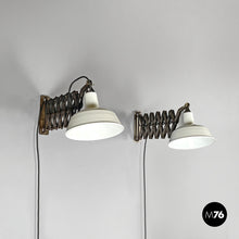 画像をギャラリービューアに読み込む, Pantograph wall lamps in white metal, 1960s