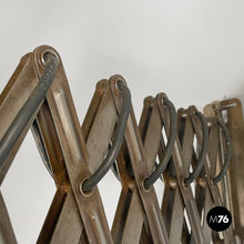 画像をギャラリービューアに読み込む, Pantograph wall lamps in white metal, 1960s