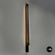 画像をギャラリービューアに読み込む, Tall wall lamp in chromed metal by Lamperti, 1970s