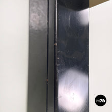 画像をギャラリービューアに読み込む, Tall wall lamp in chromed metal by Lamperti, 1970s