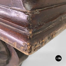 将图片加载到图库查看器,Baroque wardrobe in wood with doors, 1700s