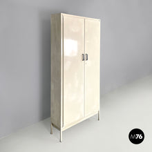 画像をギャラリービューアに読み込む, White industrial bathroom cabinet, 1960s