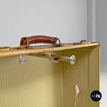 画像をギャラリービューアに読み込む, Leather and cardboard travel trunk, early 1900s